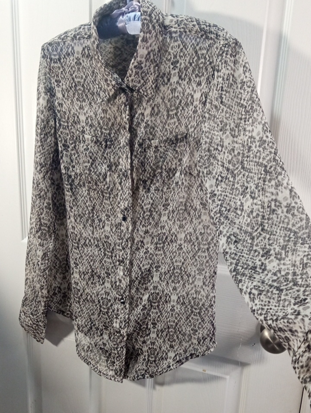 CUMBERLAND OUTFITTERS BUTTON DOWN SHIRT - Picture 4 of 10